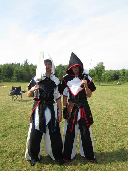 File:Taeratheontwins1.jpg